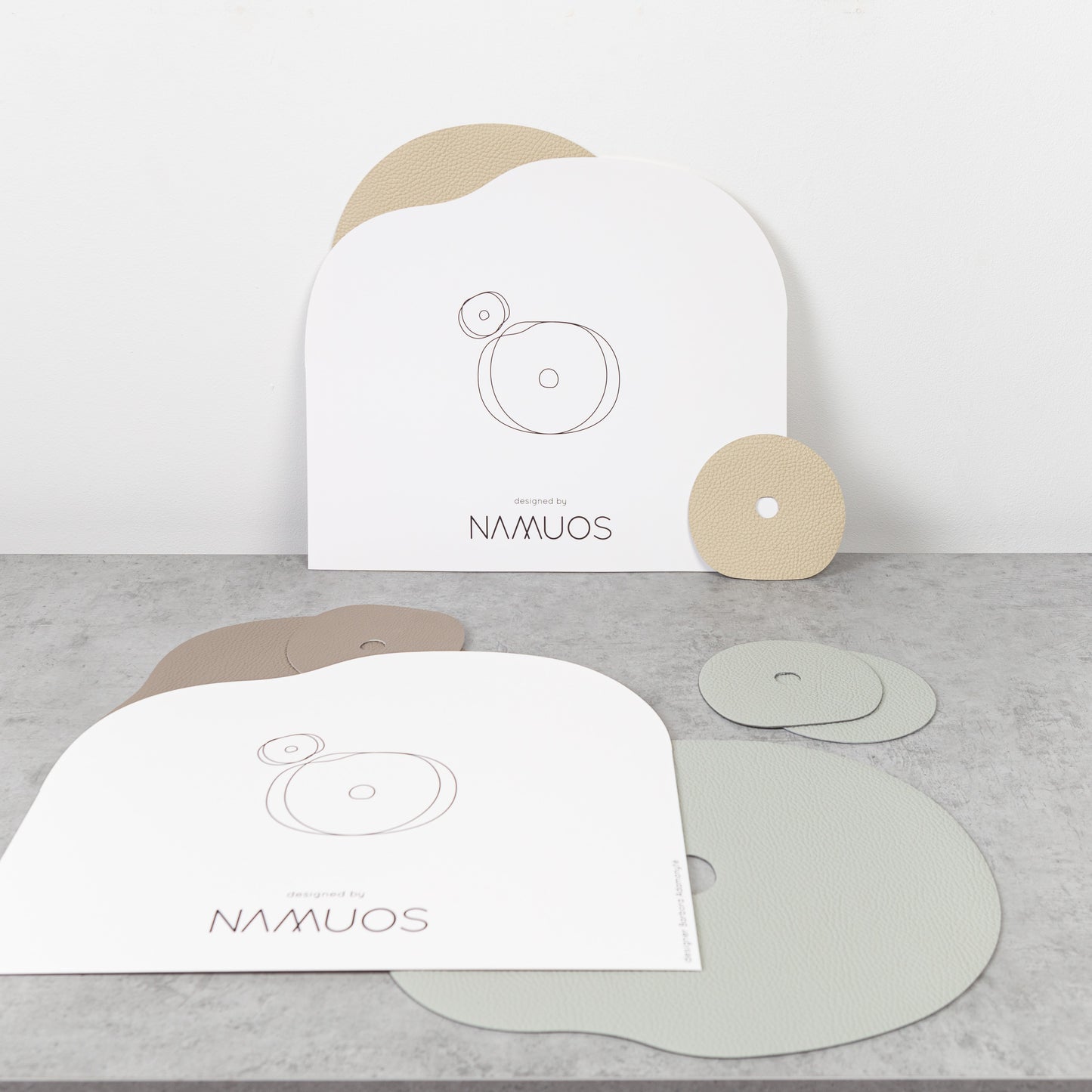 Real leather placemat and coaster, beige